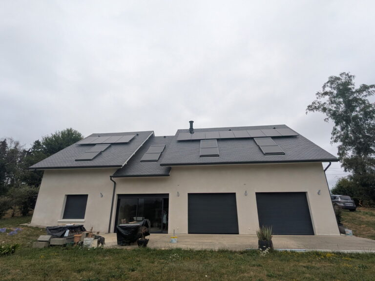 Pose de panneaux solaire bi verre bifacial hétérojonction MyLight 150 à Gerdre 65